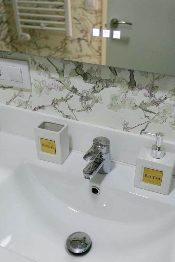 Lujoso Apartamento Con Piscina Compartida 1 세비야 외부 사진